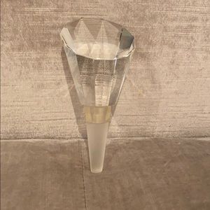 Crystal bottle stopper